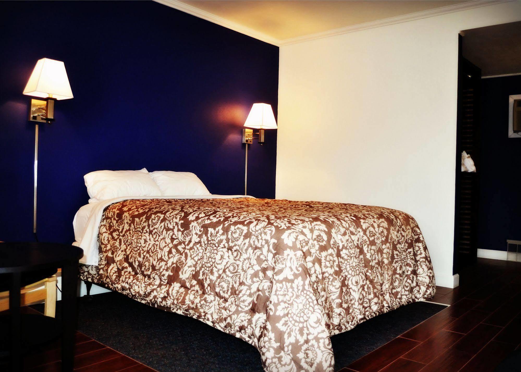 Town House Motel Rapid Stadt Exterior foto